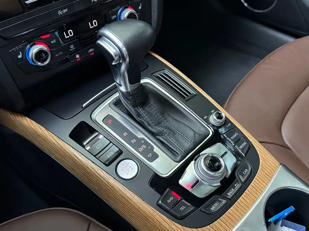 Audi A4L — миниатюра 18