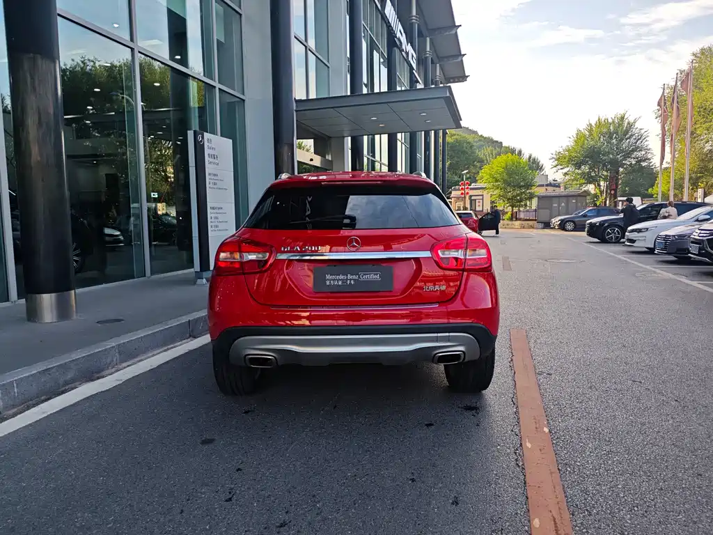 Mercedes-Benz GLA — миниатюра 9