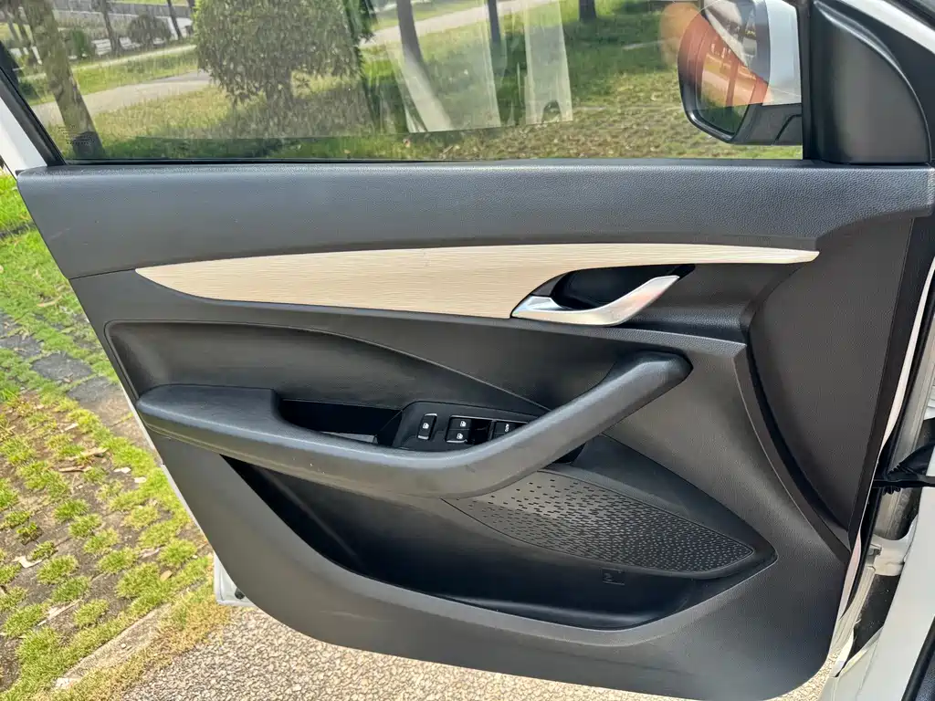Baojun 360 — миниатюра 22