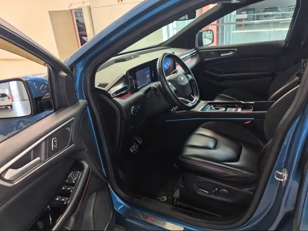 Ford Edge — миниатюра 14