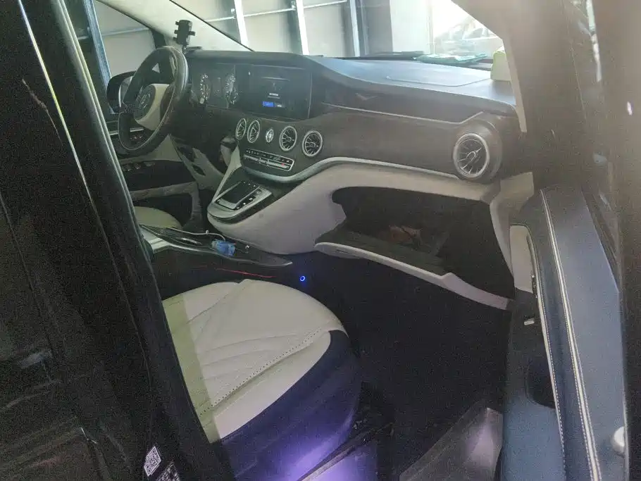 Mercedes-Benz Vito — миниатюра 8