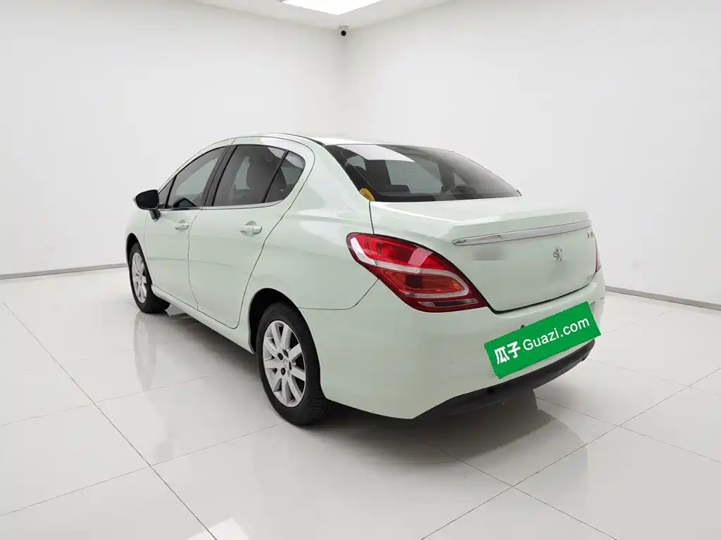 Peugeot 308 — миниатюра 4