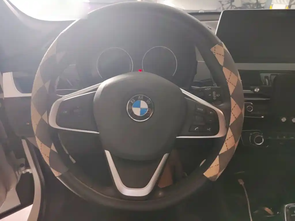 BMW X1 — миниатюра 11