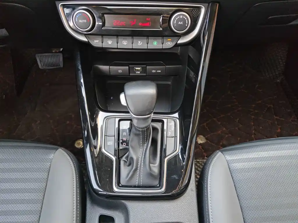 Kia Sportage — миниатюра 14