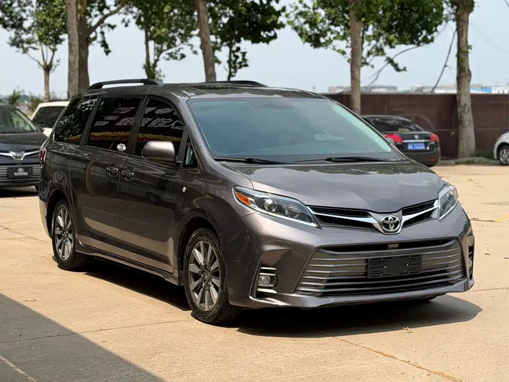 Toyota Sienna 2019 3.5L