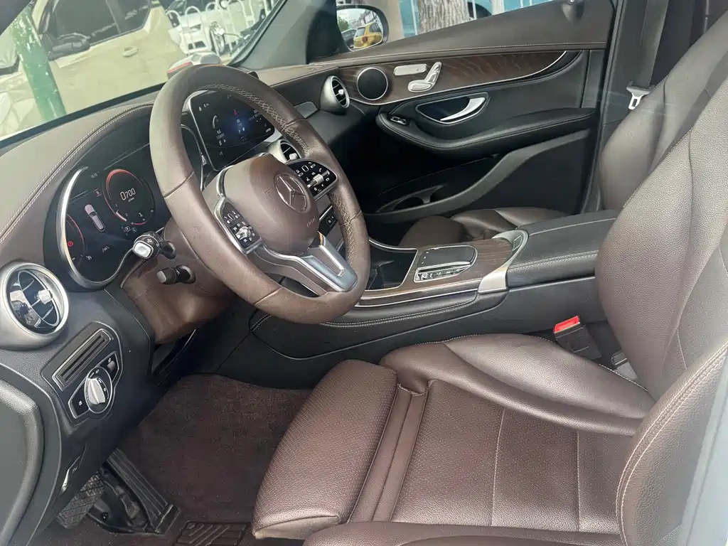 Mercedes-Benz GLC — миниатюра 3
