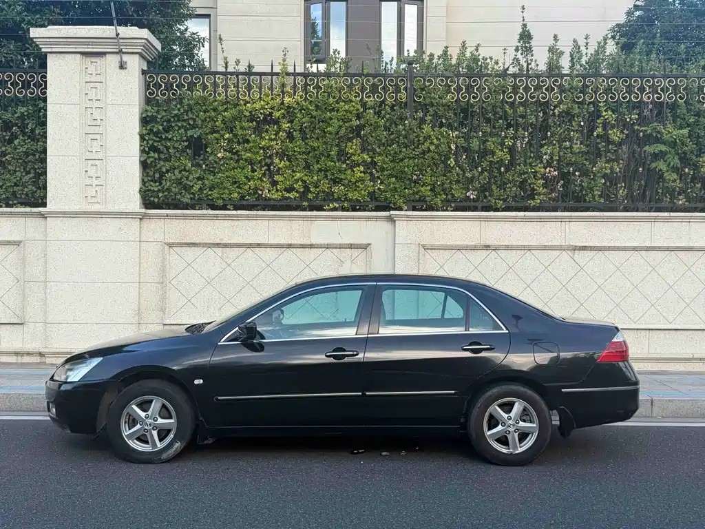 Honda Accord — миниатюра 3
