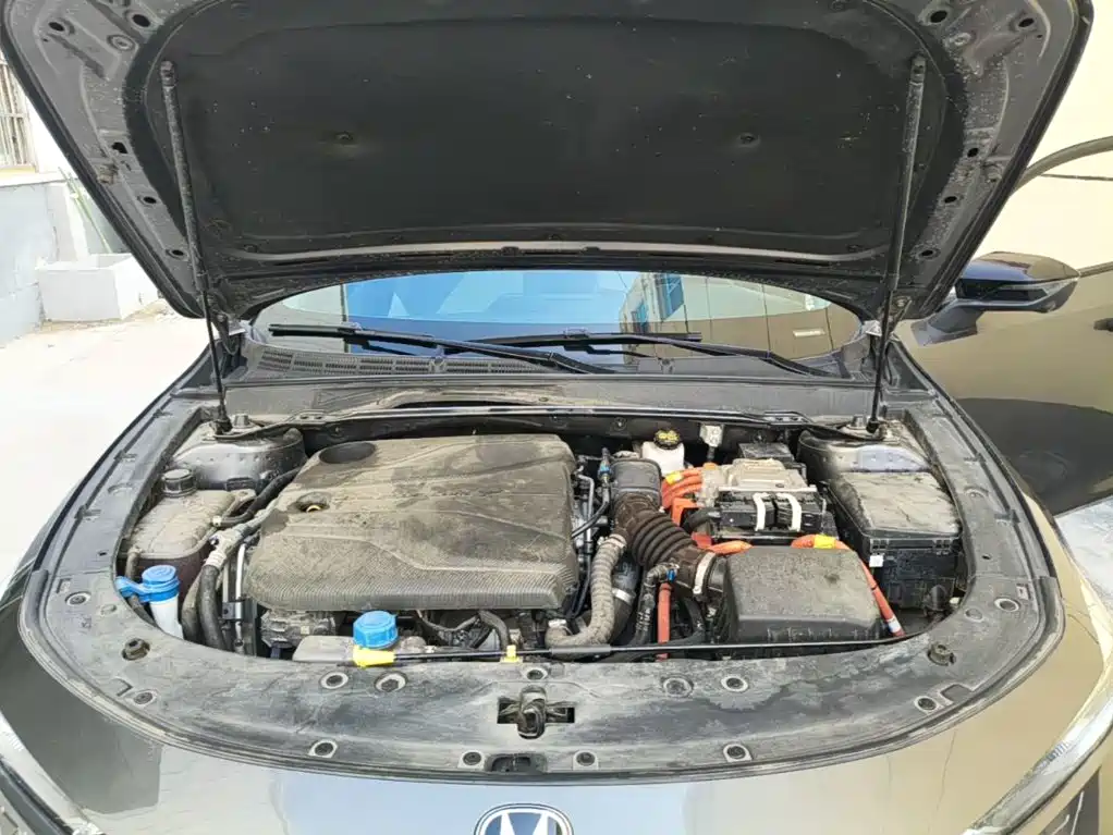 Changan UNI-V iDD — миниатюра 20