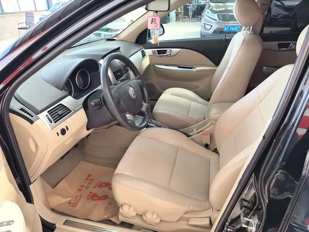 Buick Excelle 2013 1.5L AT