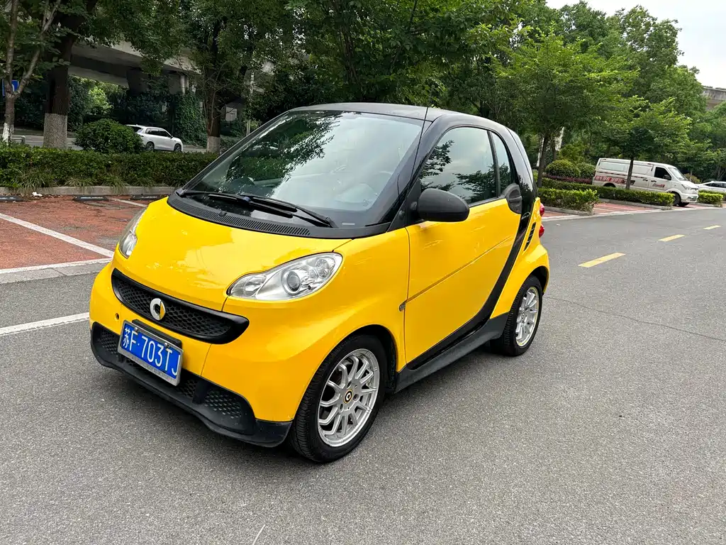 Smart Fortwo 2014 1.0 MHD Hardtop City Light Wave Passion Edition