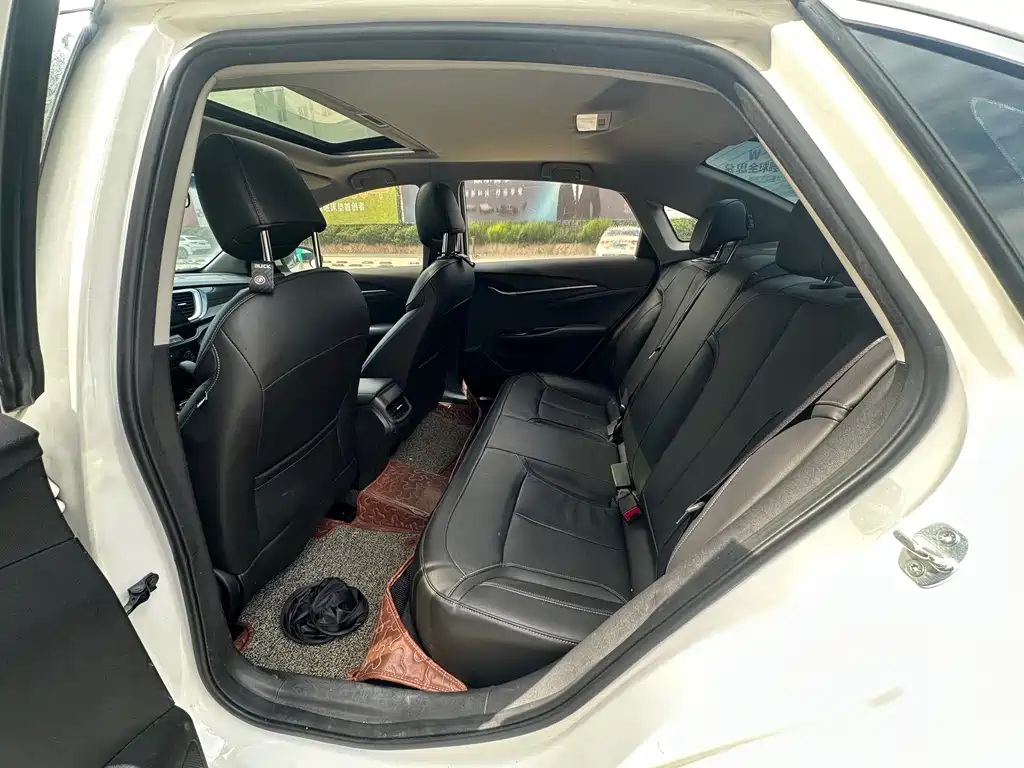 Buick Excelle — миниатюра 4