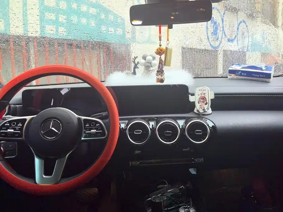 Mercedes-Benz A-Class — миниатюра 12