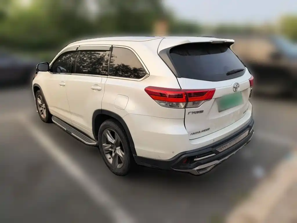 Toyota Highlander — миниатюра 25