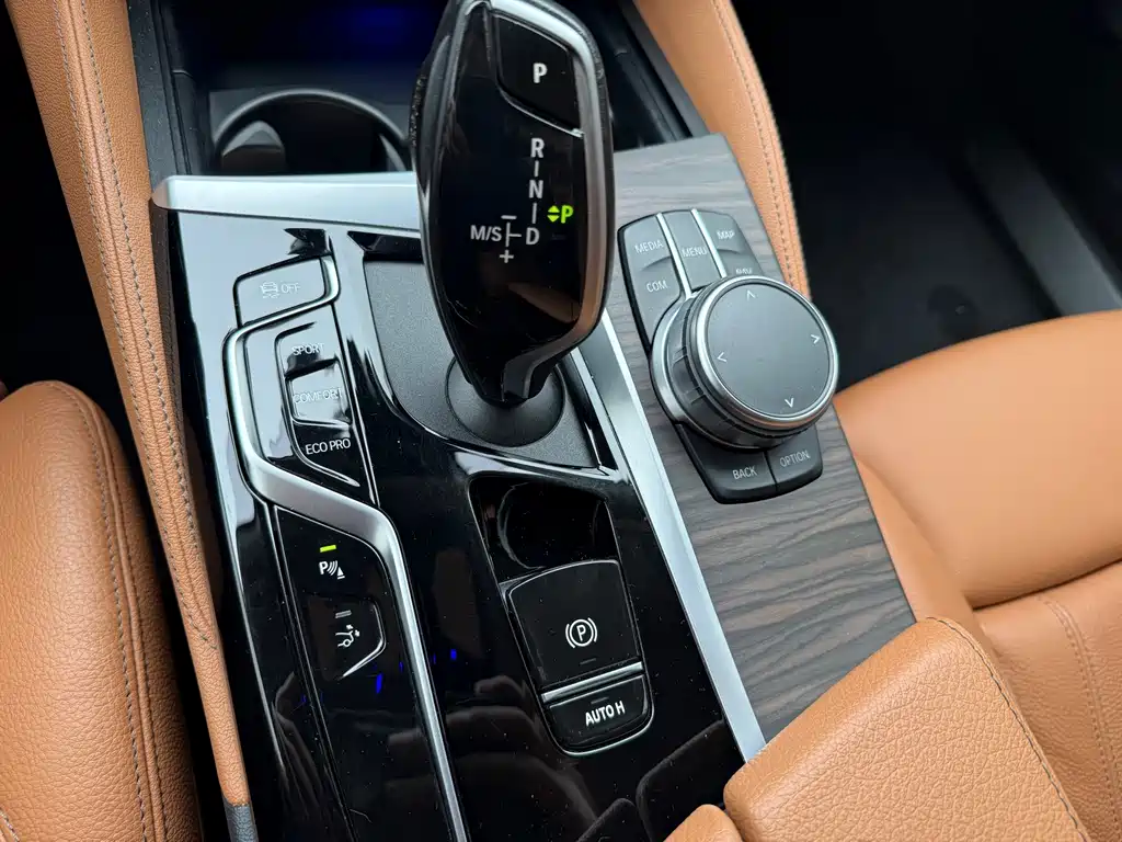 BMW 6 Series GT — миниатюра 9