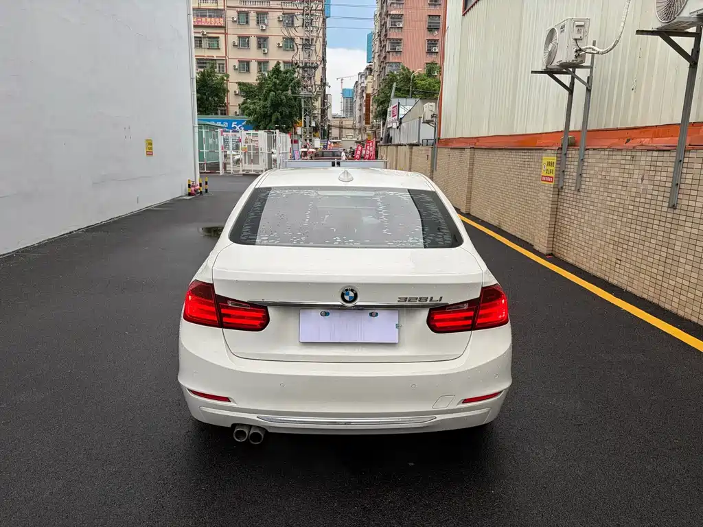 BMW 3 Series 3 2015 328Li Fashion