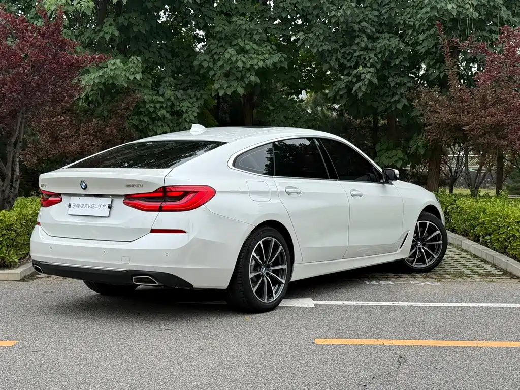 BMW 6 Series GT — миниатюра 4