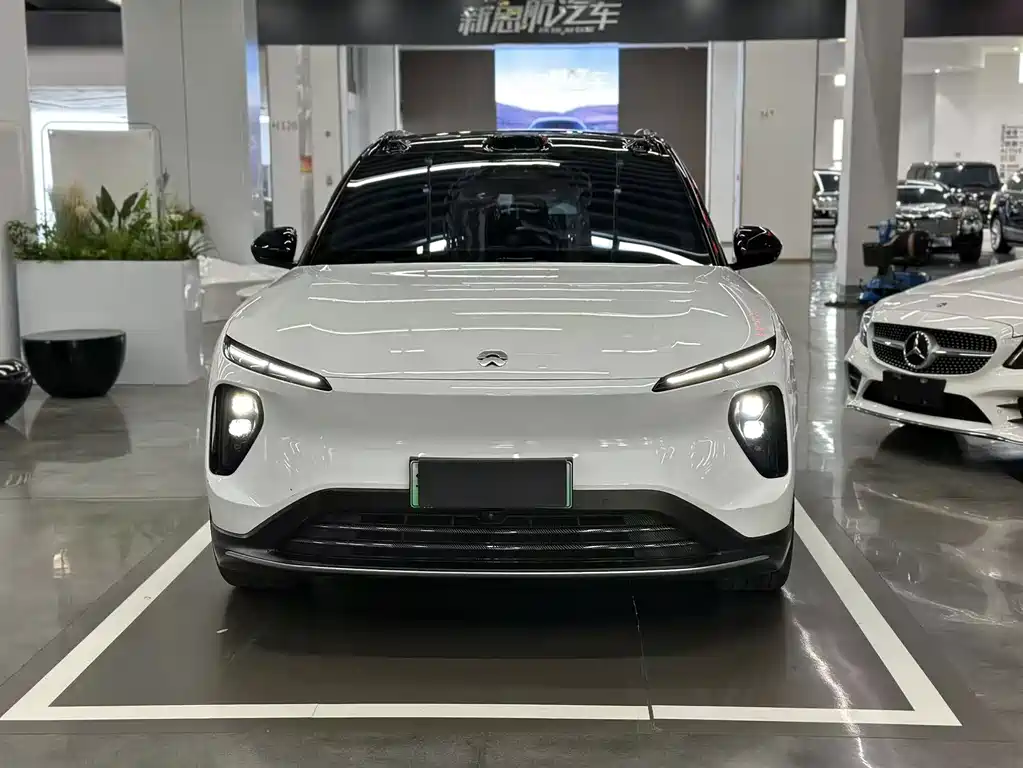 NIO ES6 — миниатюра 2