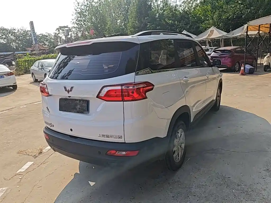Wuling Hongguang S3 — миниатюра 7