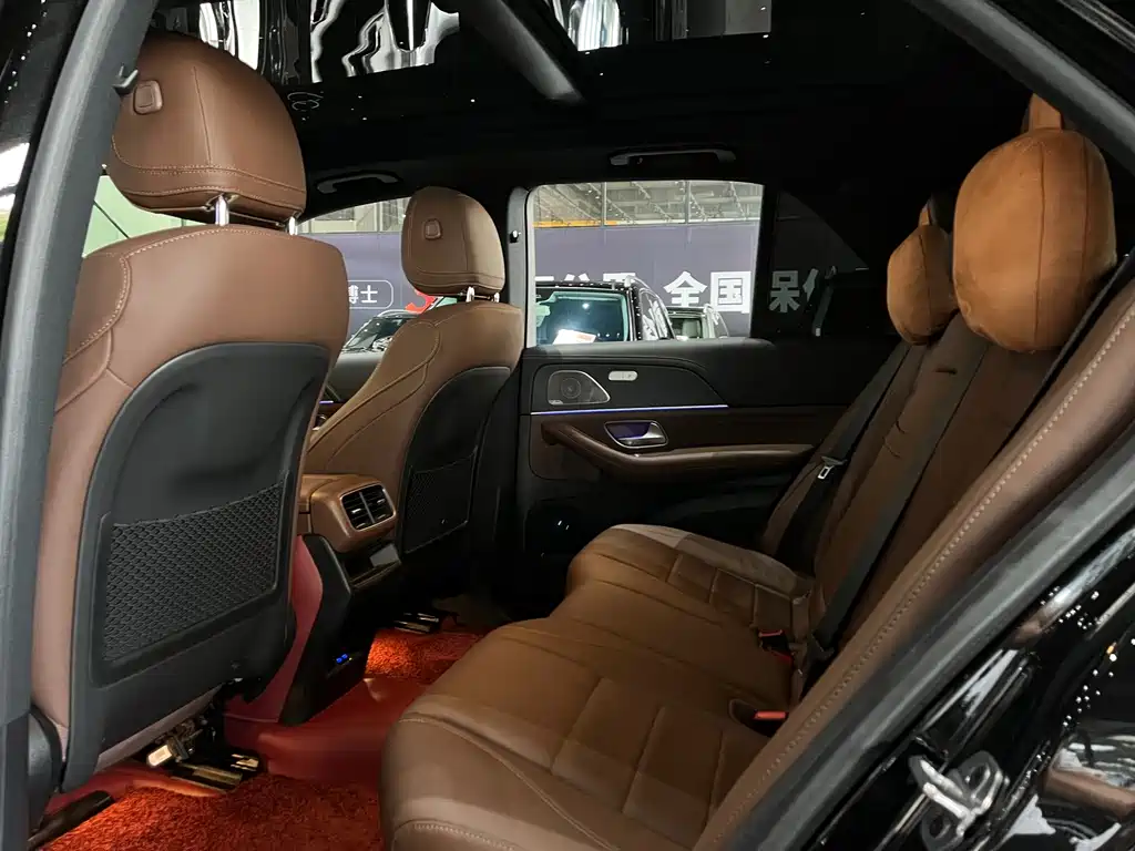 Mercedes-Benz GLE (Import) — миниатюра 10