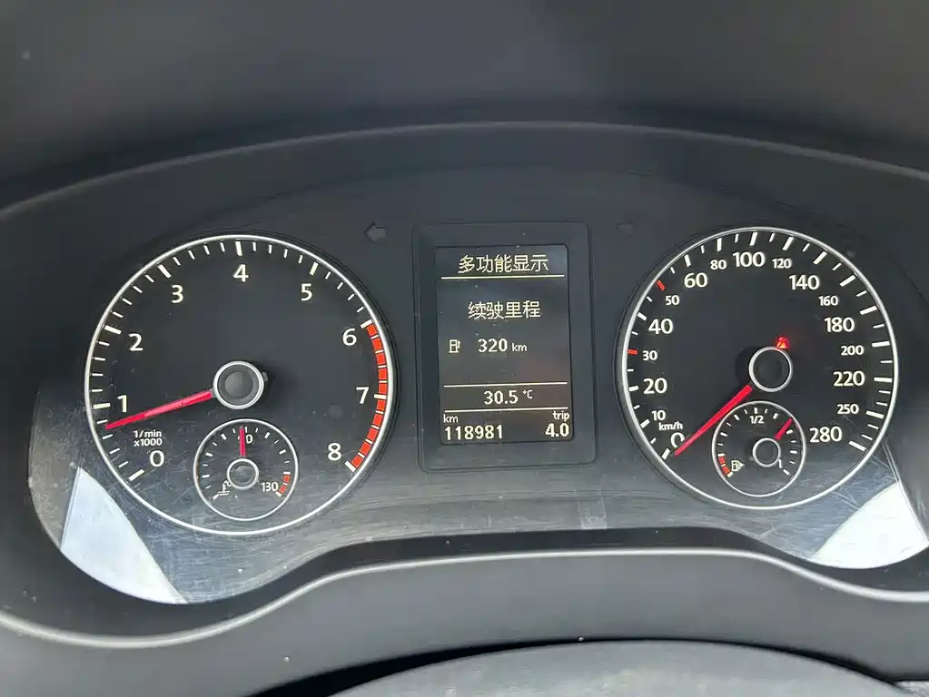 Volkswagen Sagitar — миниатюра 10