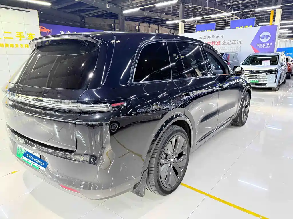 Li Auto Li L8 — миниатюра 2
