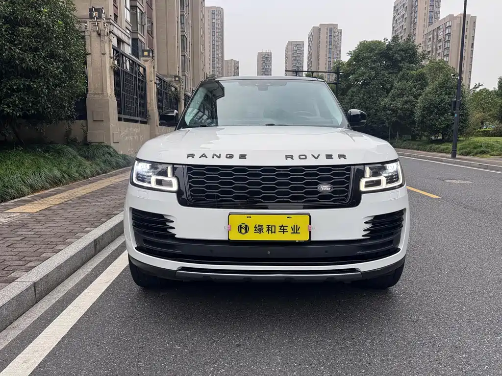Land Rover Range Rover — миниатюра 2