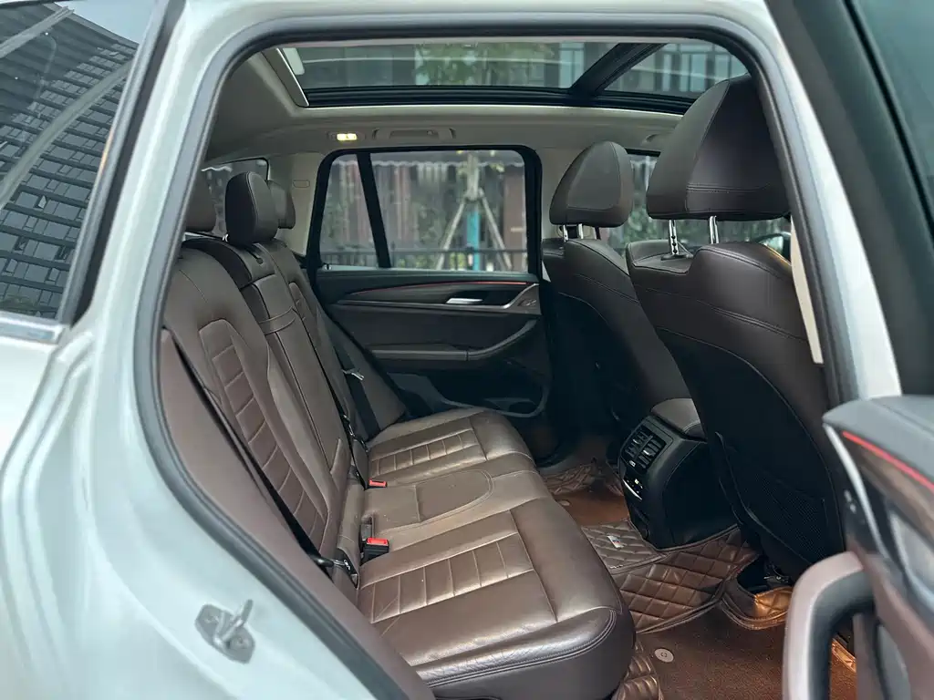 BMW X3 — миниатюра 18