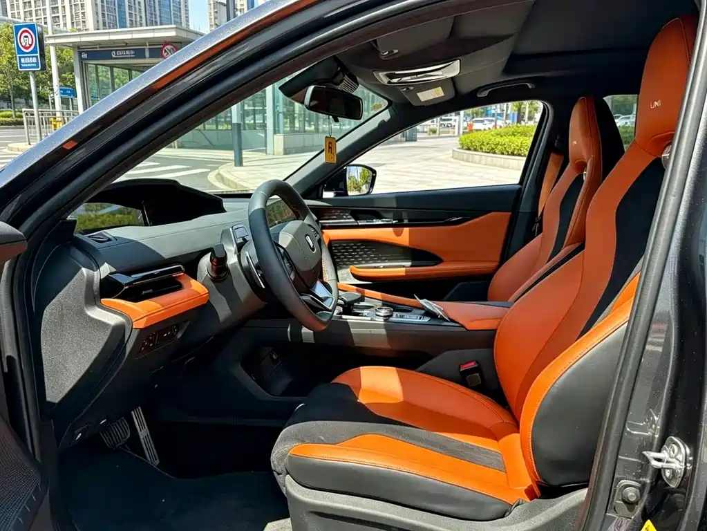 Changan UNI-V — миниатюра 7