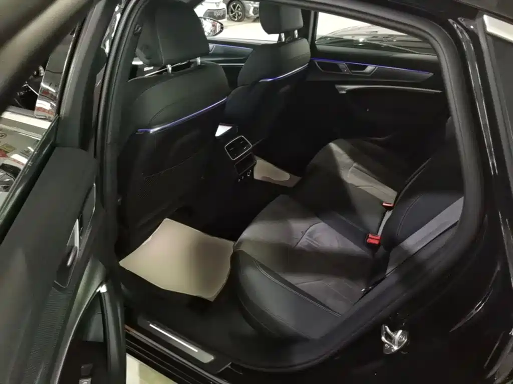 Audi A6L — миниатюра 17