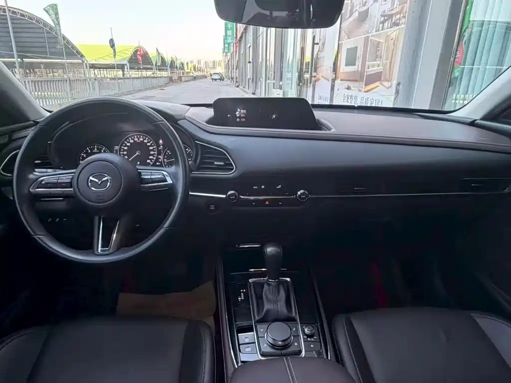 Mazda CX-30 — миниатюра 8