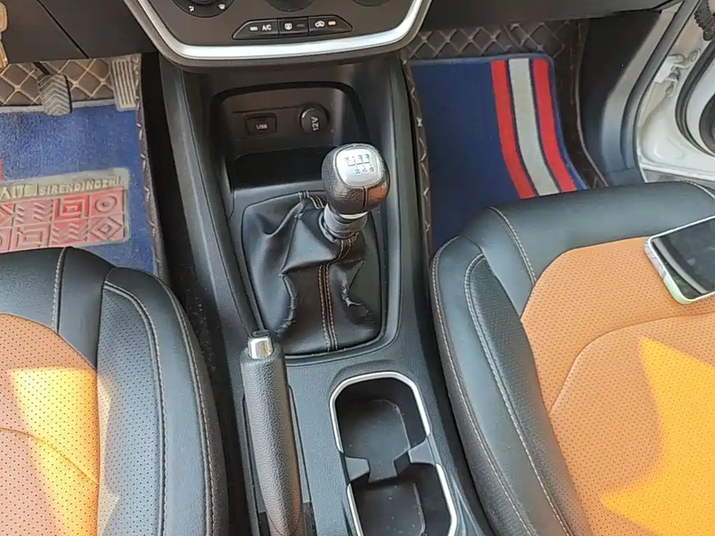 Wuling Hongguang S3 — миниатюра 14
