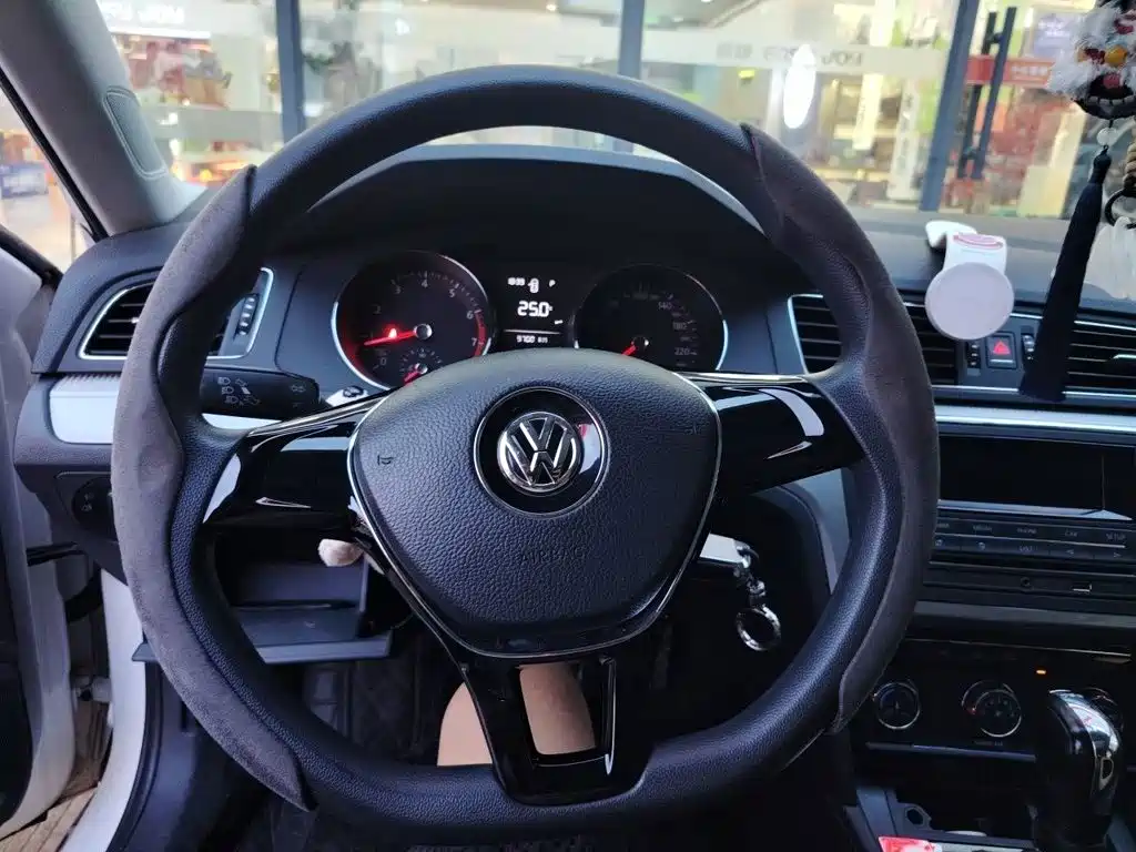 Volkswagen Lamando — миниатюра 3