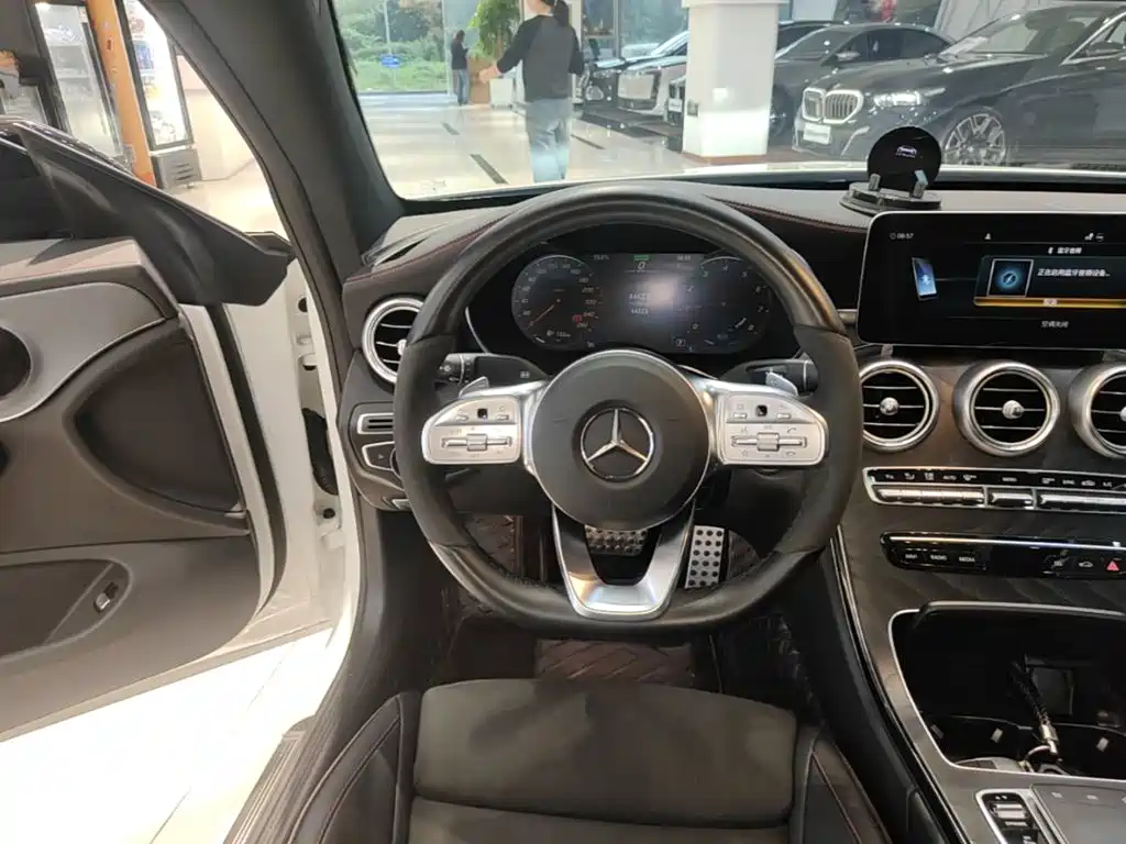 Mercedes-Benz C-Class (Import) — миниатюра 11