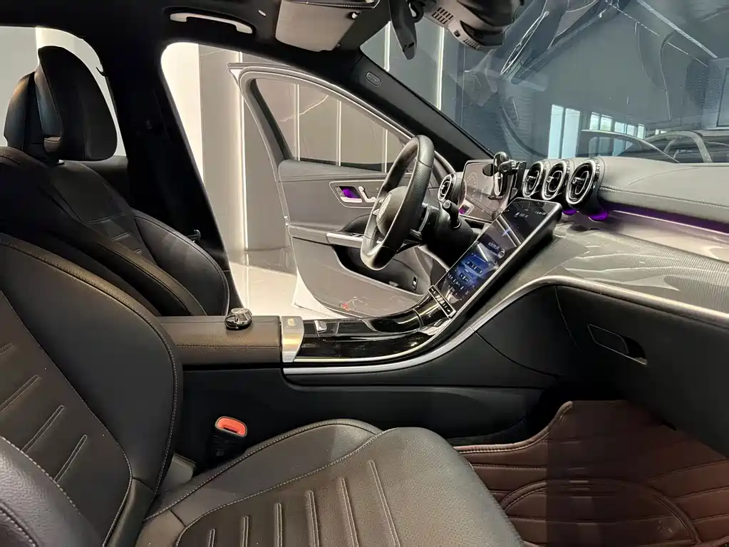 Mercedes-Benz C-Class — миниатюра 9