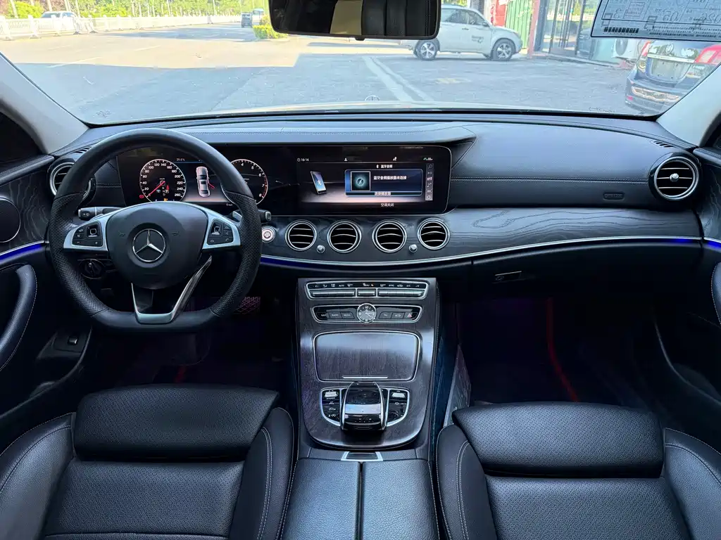 Mercedes-Benz E-Class E 2016 E 200 L Sport