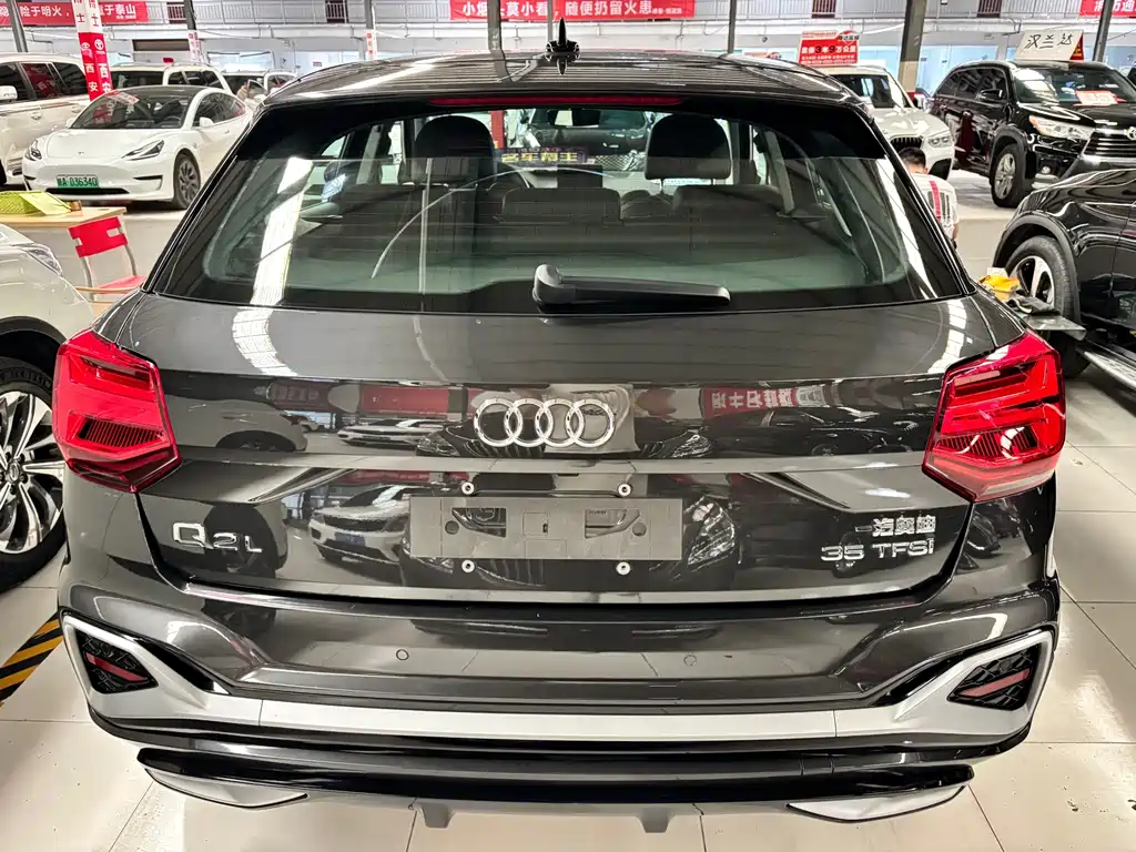 Audi Q2L — миниатюра 13