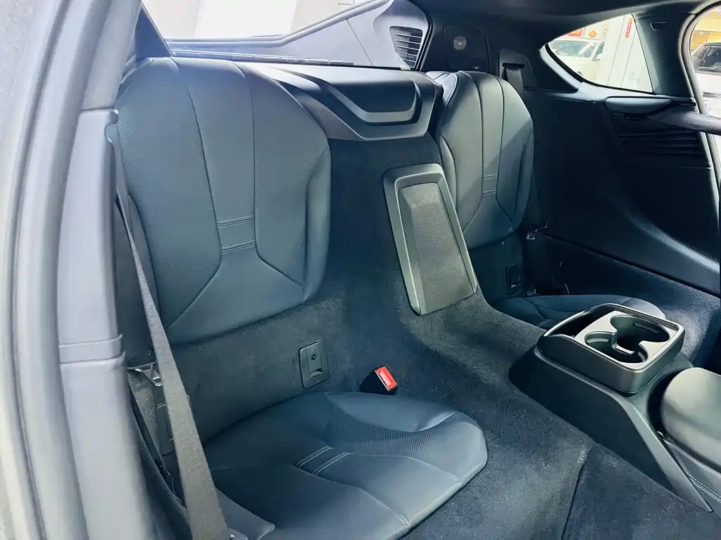 BMW i8 — миниатюра 16