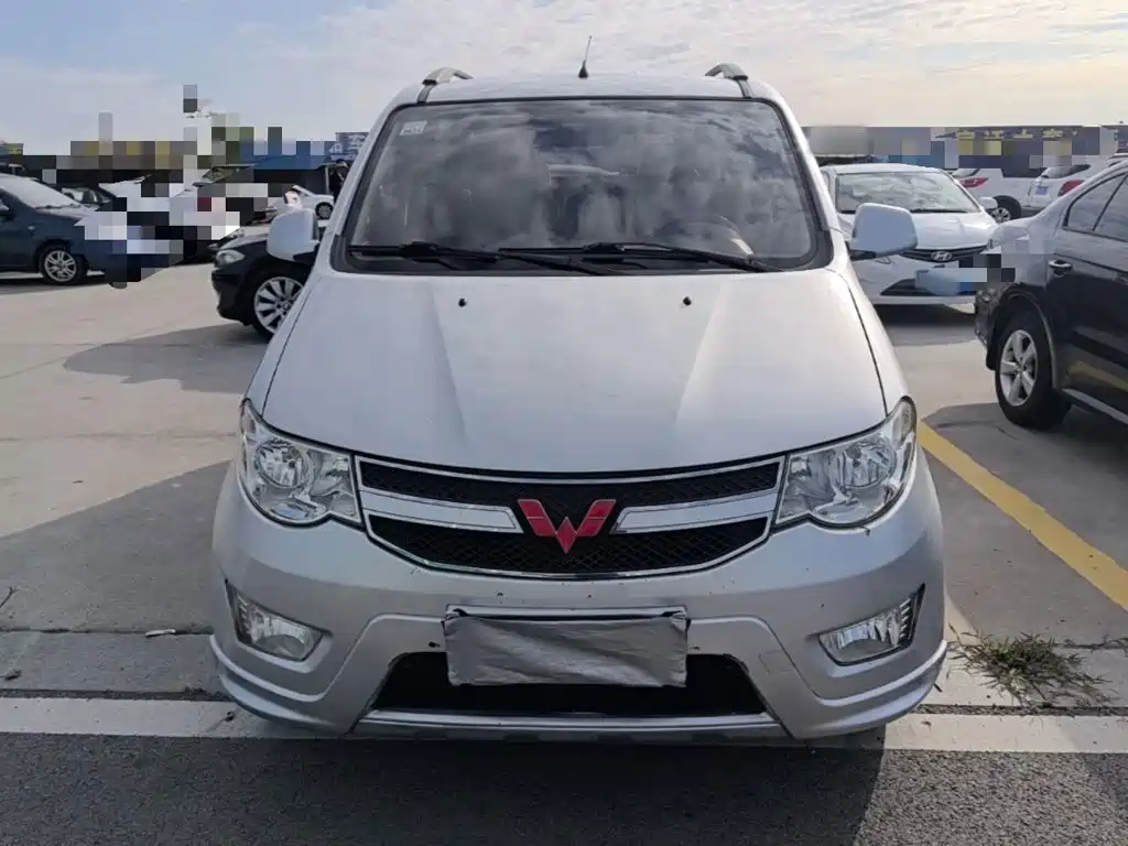 Wuling Hongguang — миниатюра 3