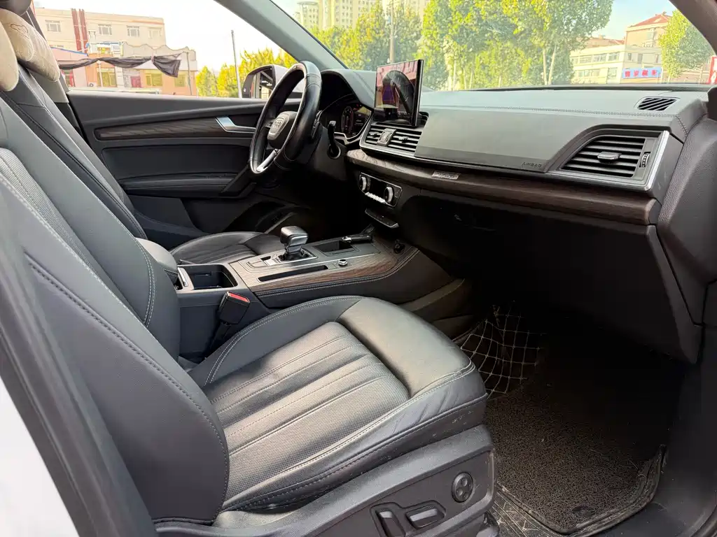 Audi Q5L — миниатюра 14