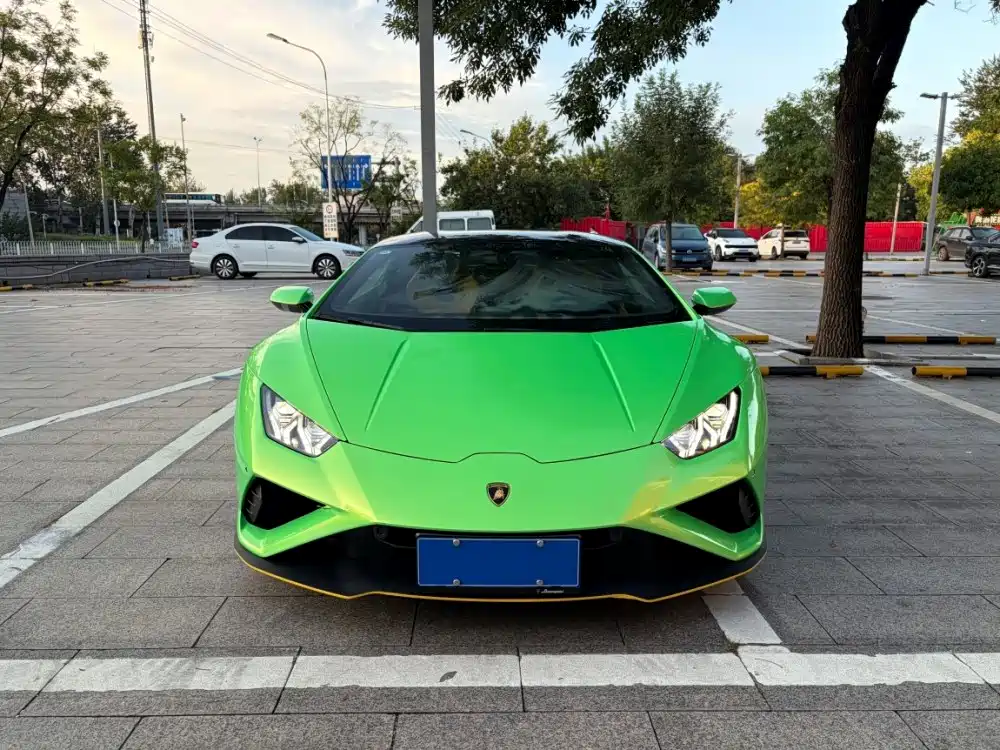Lamborghini Huracán — миниатюра 2