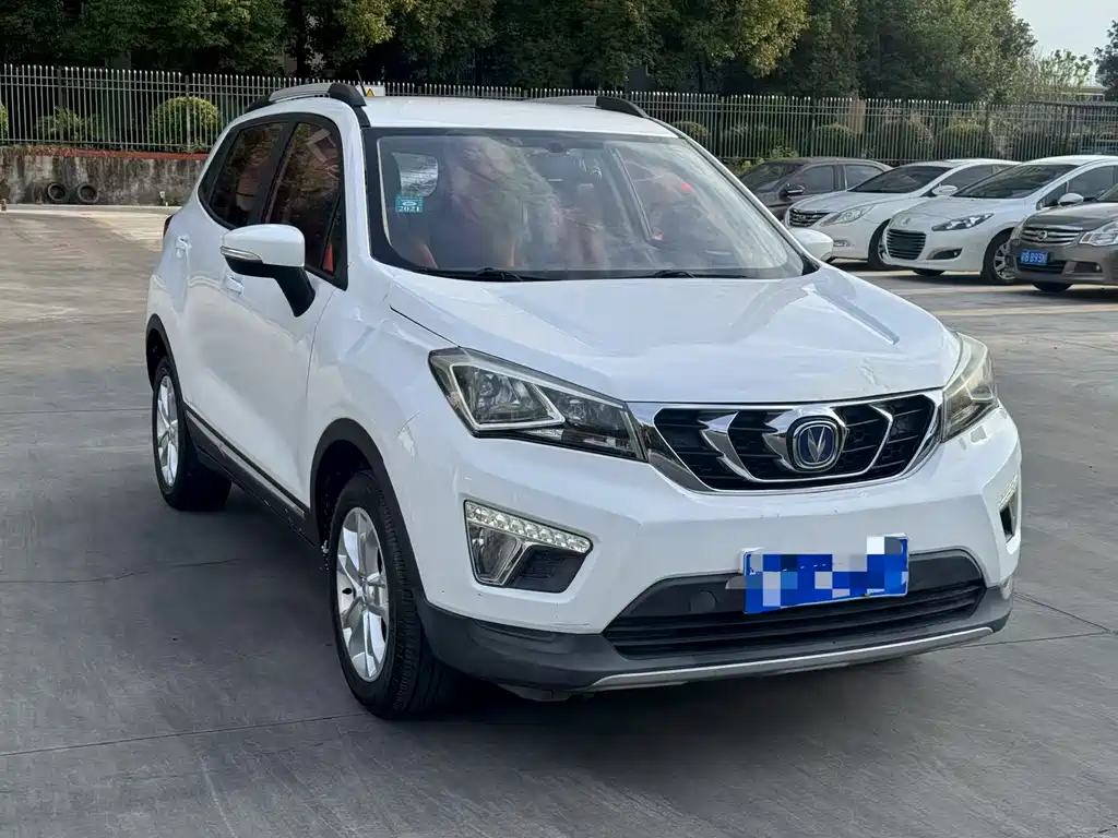 Changan CS15 — миниатюра 3