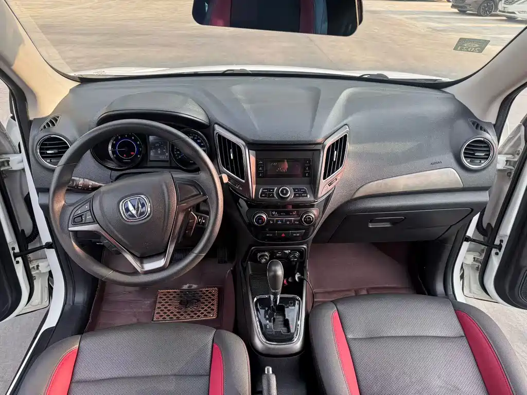Changan CS15 — миниатюра 4