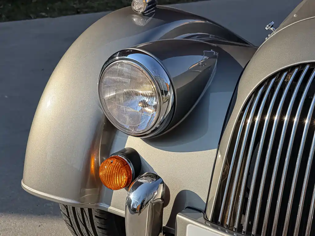 Morgan Plus 4 — миниатюра 10