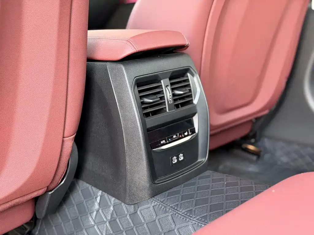 BMW 3 Series — миниатюра 18