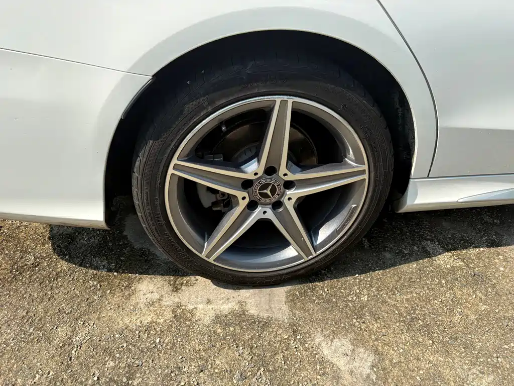 Mercedes-Benz C-Class — миниатюра 5