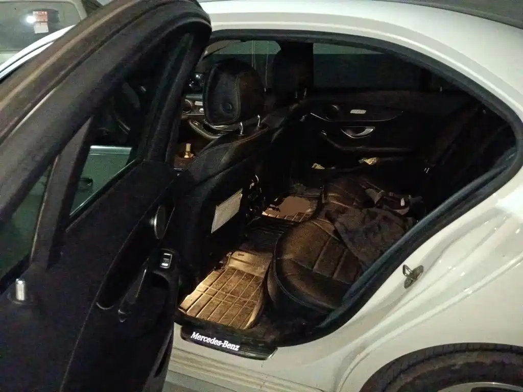 Mercedes-Benz C-Class — миниатюра 18