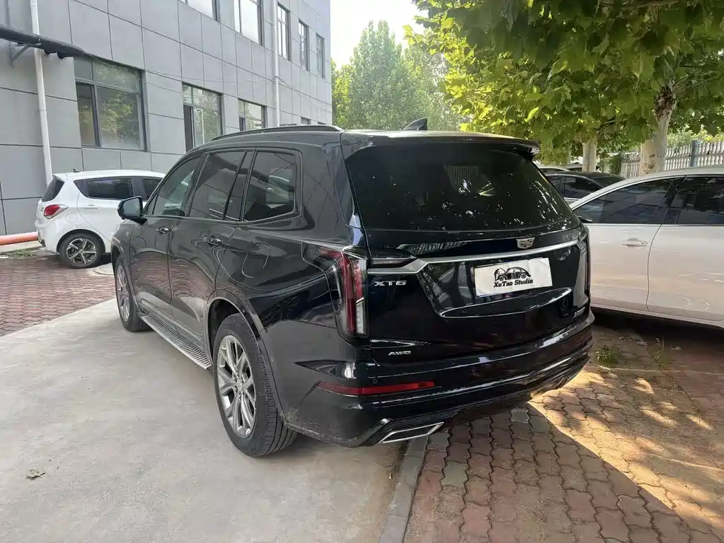 Cadillac XT6 — миниатюра 7