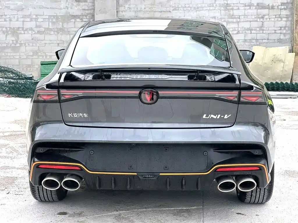 Changan UNI-V — миниатюра 7