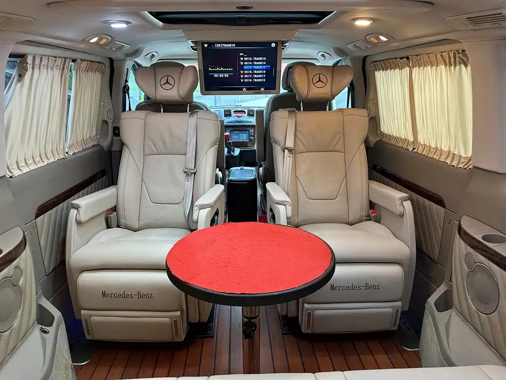 Mercedes-Benz Viano — миниатюра 57