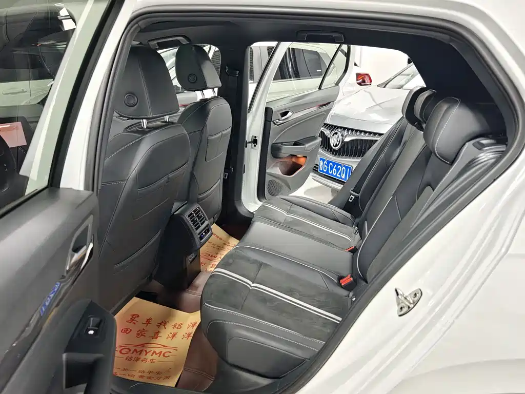 Volkswagen Golf — миниатюра 6